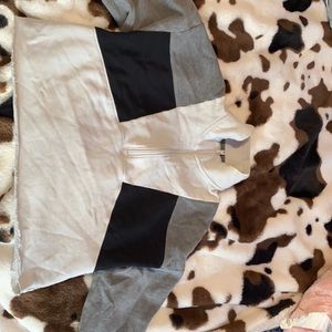 cropt hollister sweater